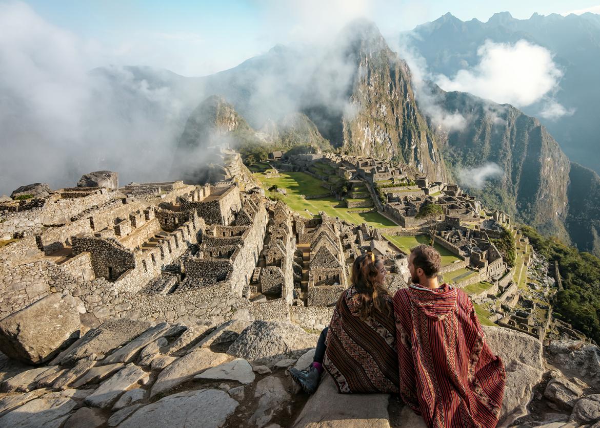 GaÌapagos Islands and Machu Picchu: The Best of Ecuador and Peru